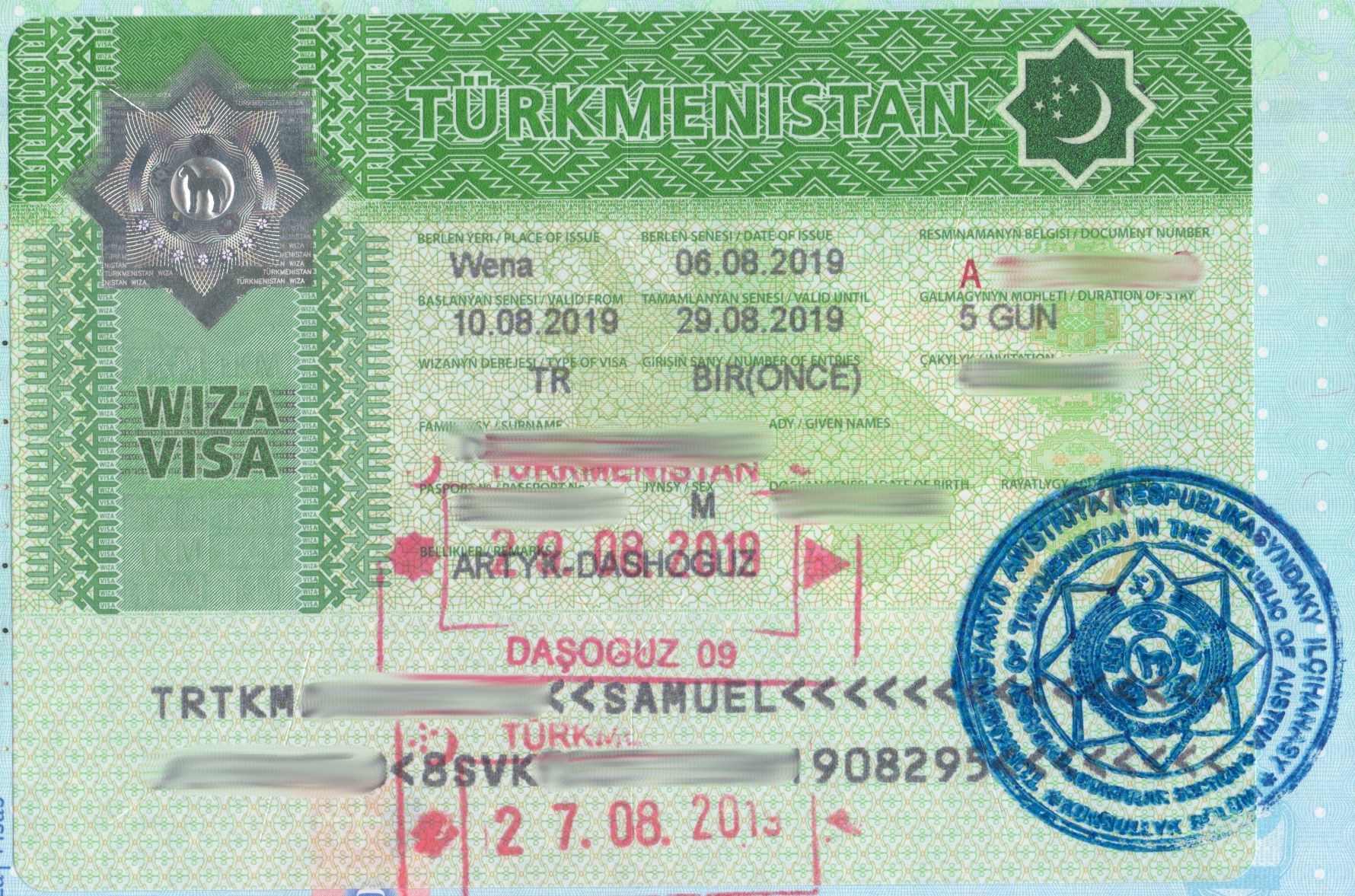 Turkmen visa issued to a Slovak national in Vienna.