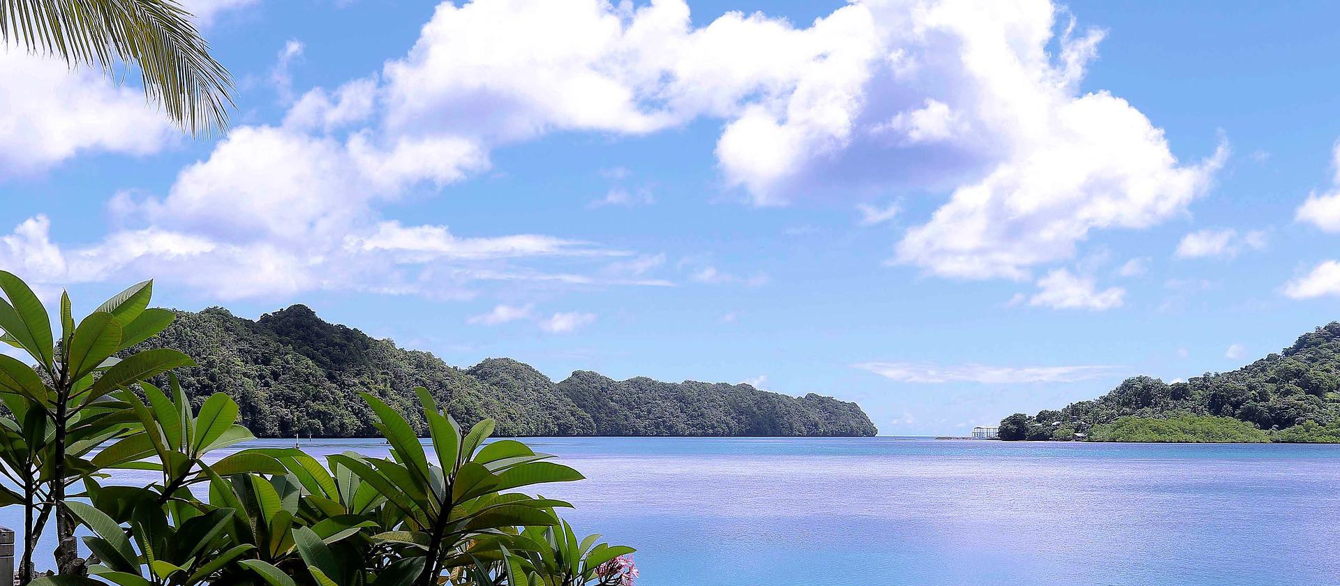 Sea and mountains, Palau